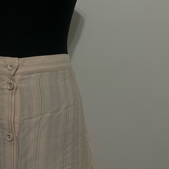 Long Button Skirt - Picture 3 of 10
